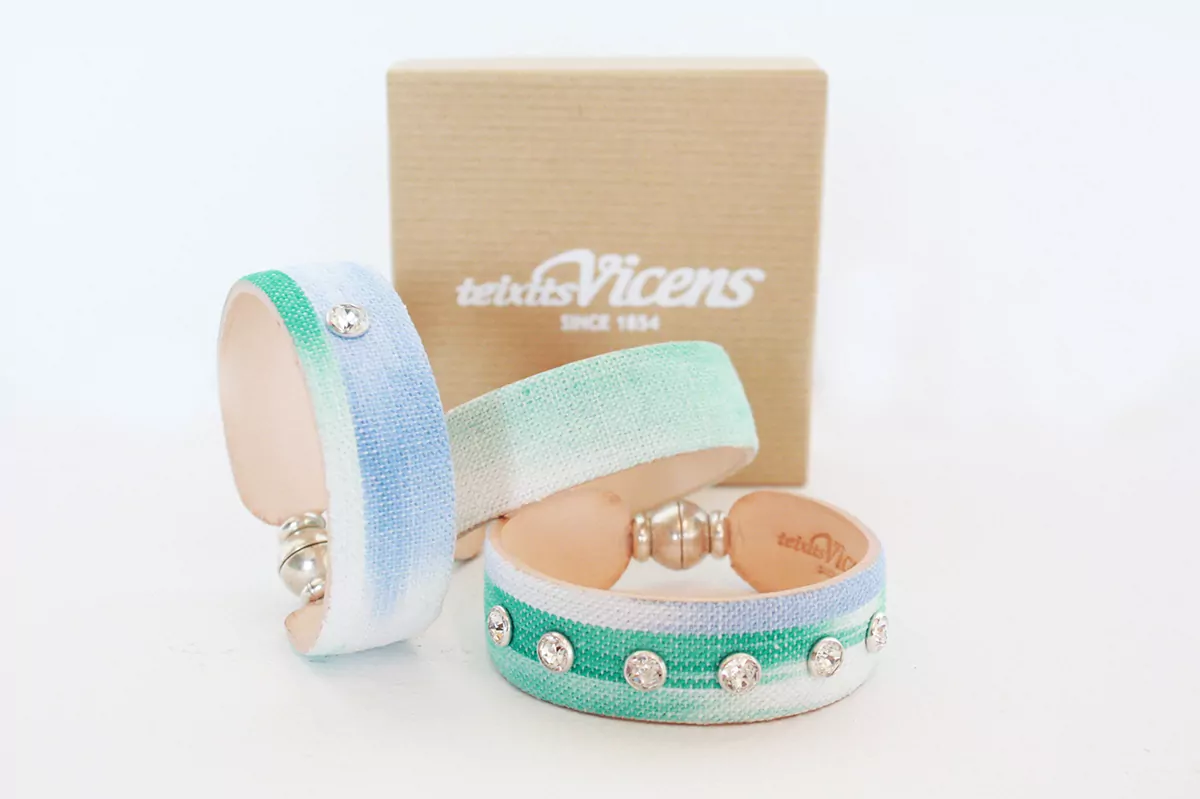 Ikat jewellery at Teixits Vicens