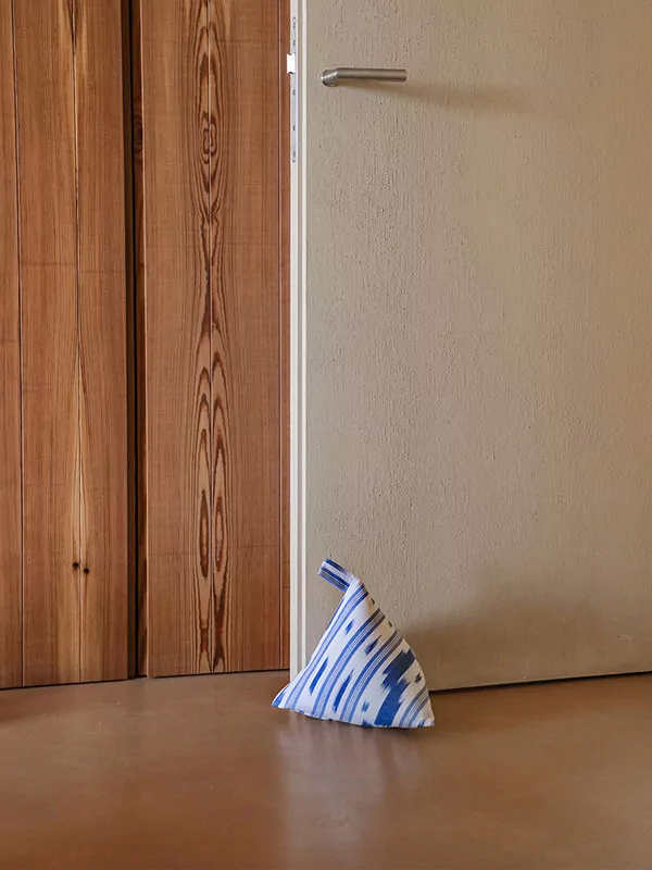 Door holder