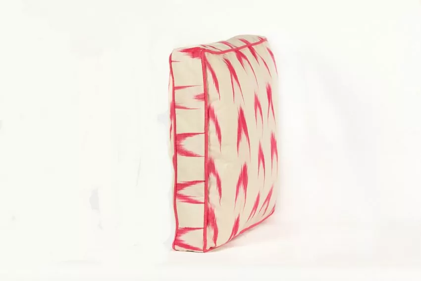 Platform Mallorcan fabric cushion 61 Pink fuchsia - Image 2