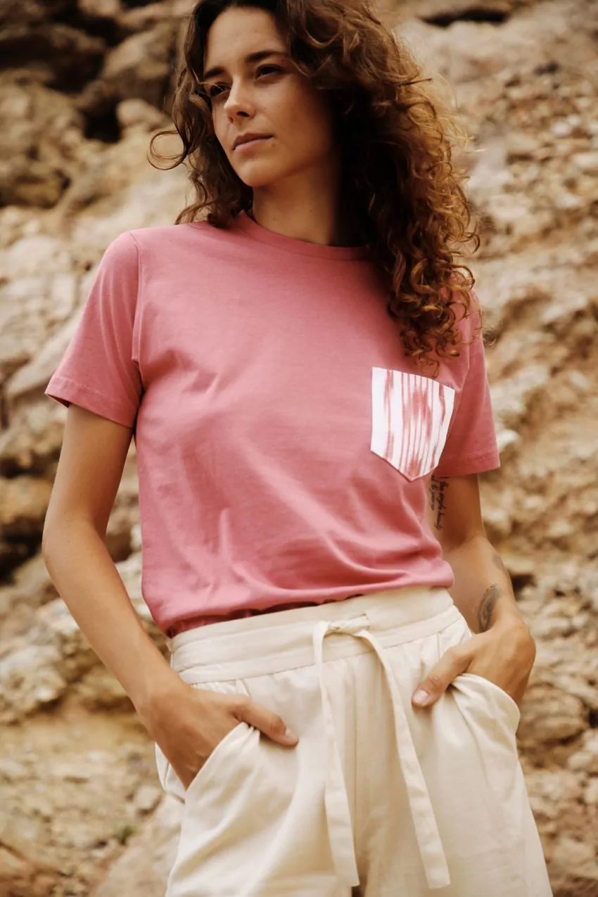 Pink T-shirt Pink Mallorcan fabric pocket
