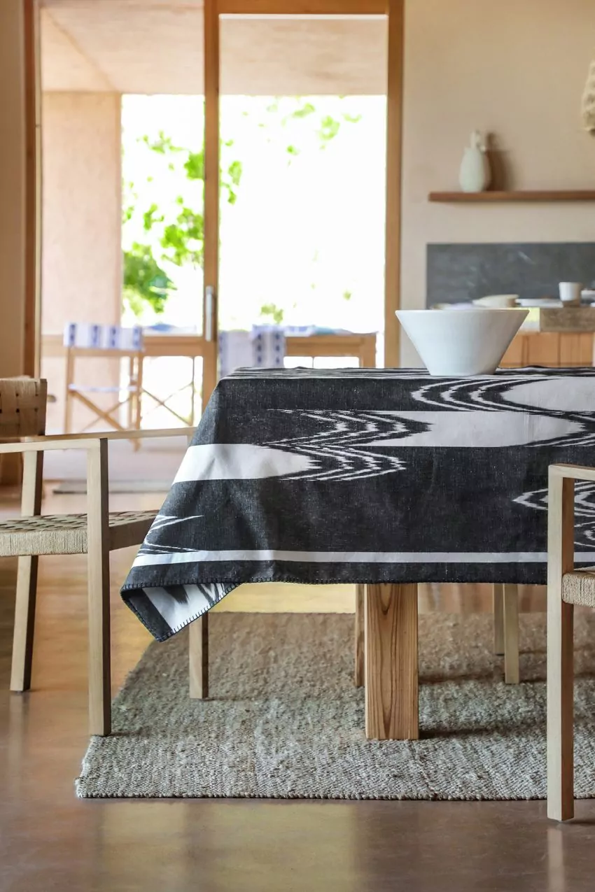 Tablecloth Mallorcan fabric ikat 124 Black - Image 2