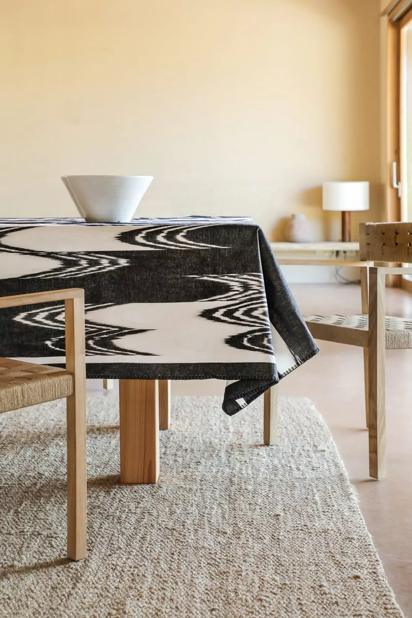 Tablecloth Mallorcan fabric ikat 124 Black