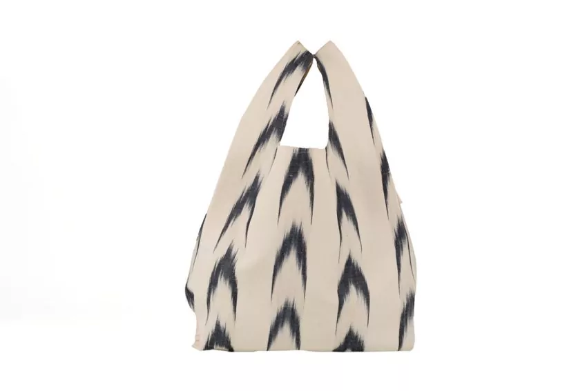 Bossa tela ikat compra 61 Negre