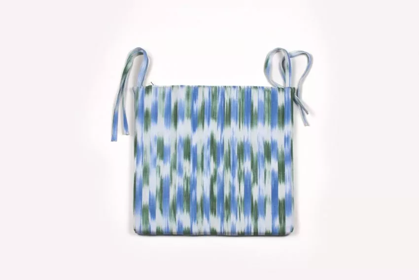 Cushion with ties Mallorcan fabric 110 Pale Blue / Green olive